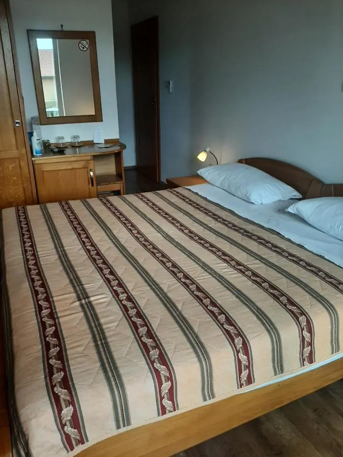Room Eta Cres Pensjonat